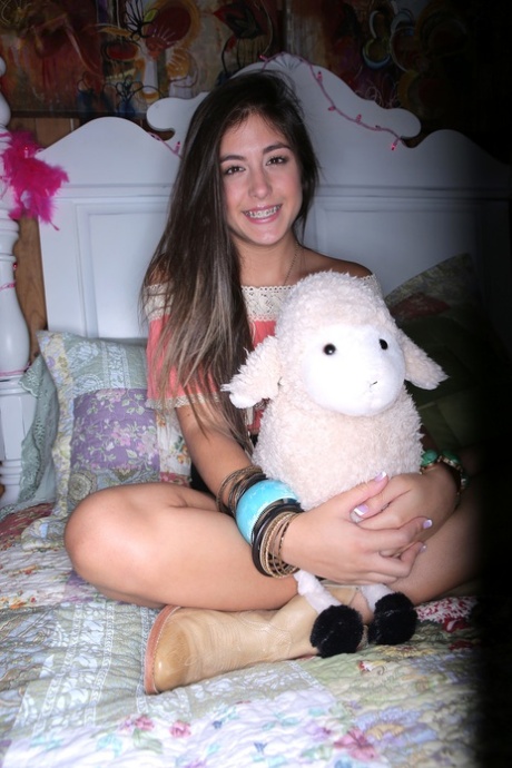 Natalie Monroe nice star image