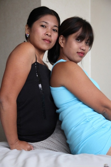 mamma asiatica porno nudo foto