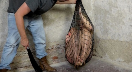 bdsm feet beautiful naked picture