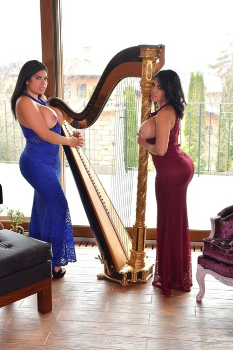 Kesha Ortega star hot images