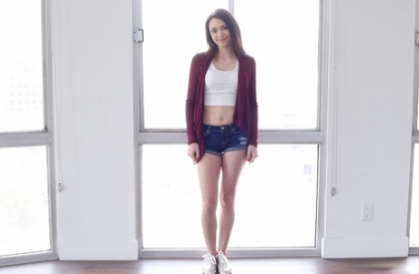 Rhaya Shyne pornographic model pic