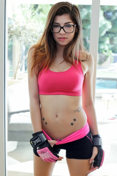 Ava Taylor adult model picture