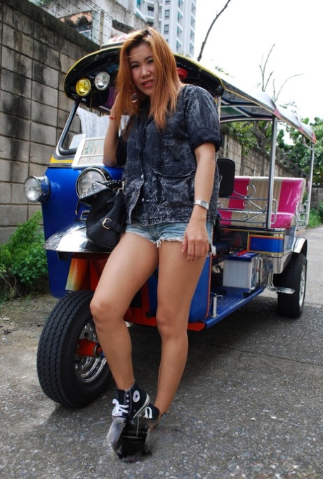 asian public hot porn photos
