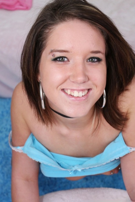Nikkie Vixon star high quality photo