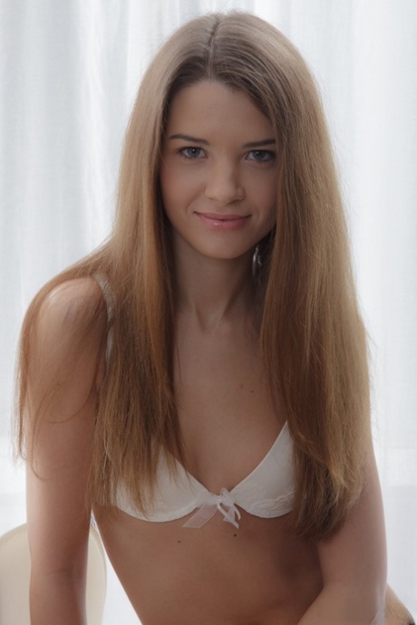 varm teenager hd nøgenbilleder billede