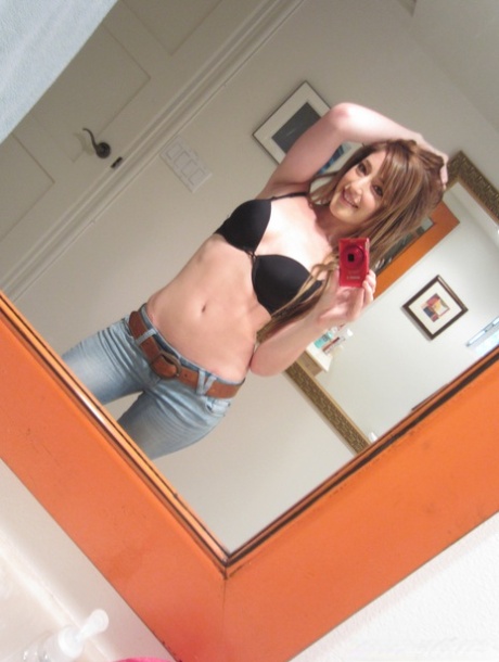 Casana Lei beautiful actress pictures