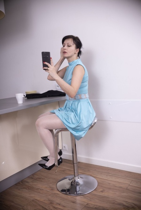 chlupaté kundičky matky pěkná erotika img