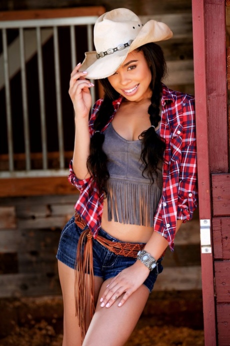 Briana Ashley pornstar top images