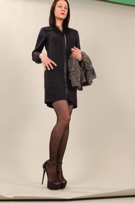 Valeria Jones top model images