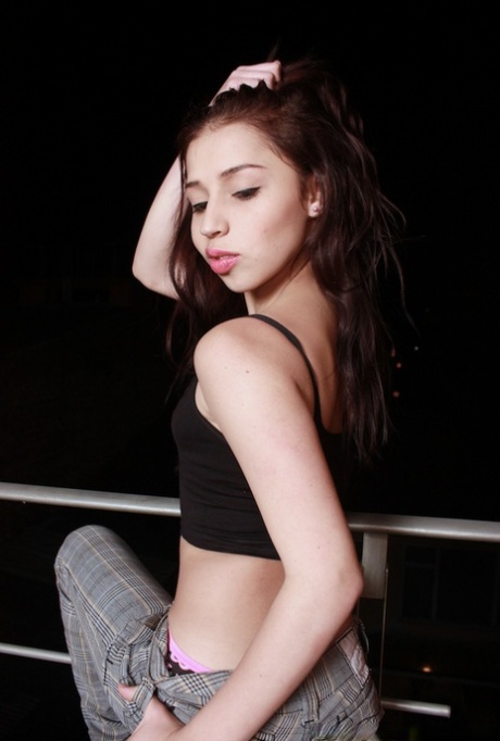 Yenny Contreras pornstar top pic