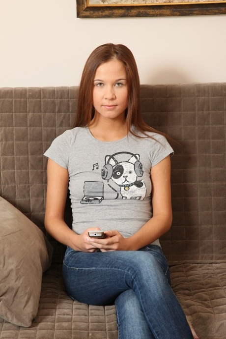 Zhenia Inness porn model archive