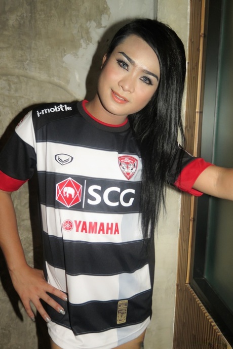 Ladyboy Aum pornstar hot photo
