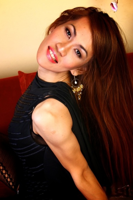 Ladyboy Vicky model free picture