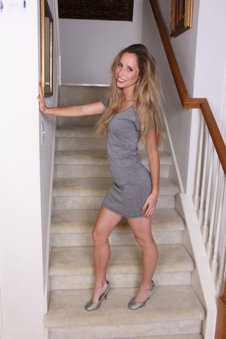 cheerleader sotto la gonna piuttosto adulto immagini