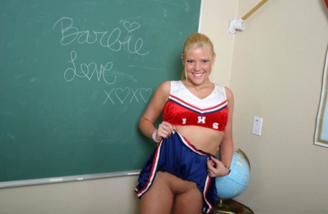 cheerleader onder de rok gratis naakten afbeelding