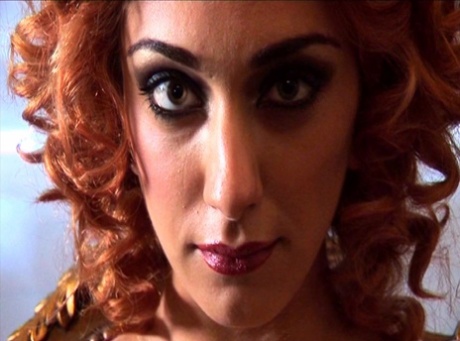 Stella Delacroix model nice img