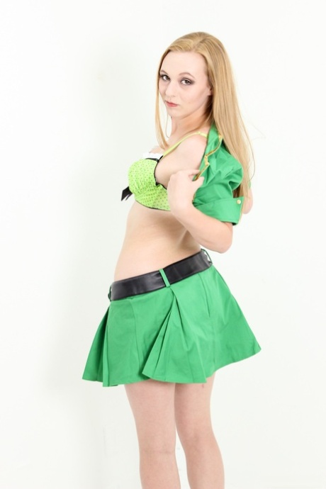 Tiffany Kohl hot model pic