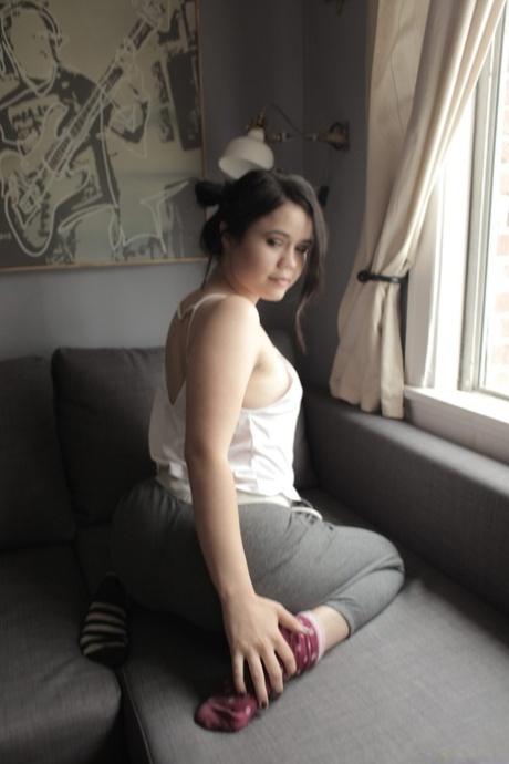 thick thighs teen art nude images
