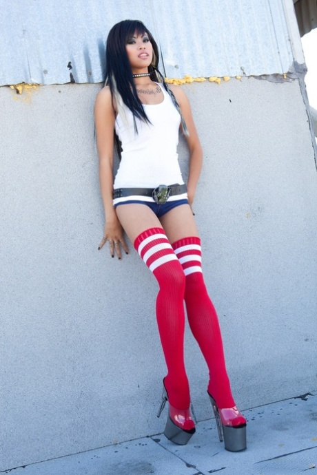 Krissie Dee pornographic model img