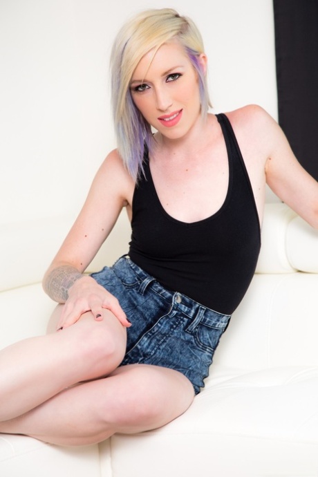 Maia Davis star high quality images