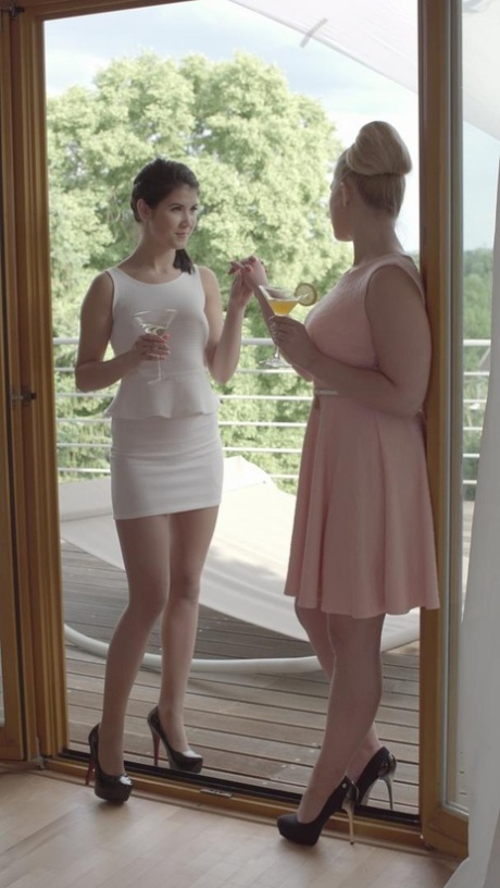 teen high heels exclusive images