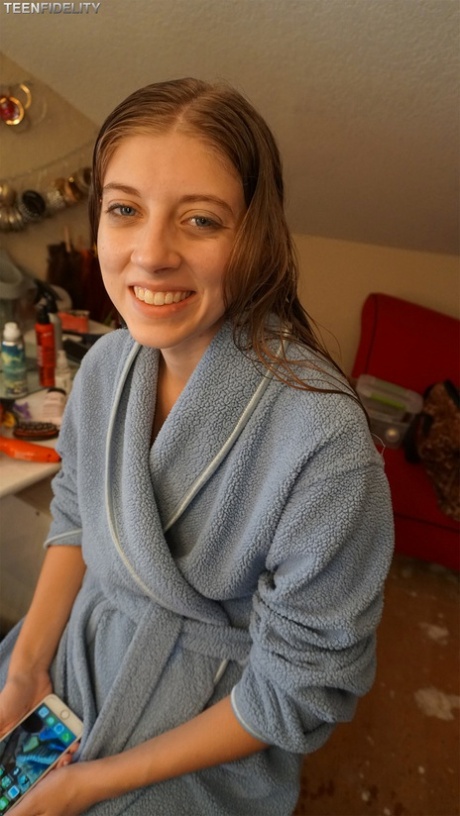 女同性恋撒尿 性感 照片