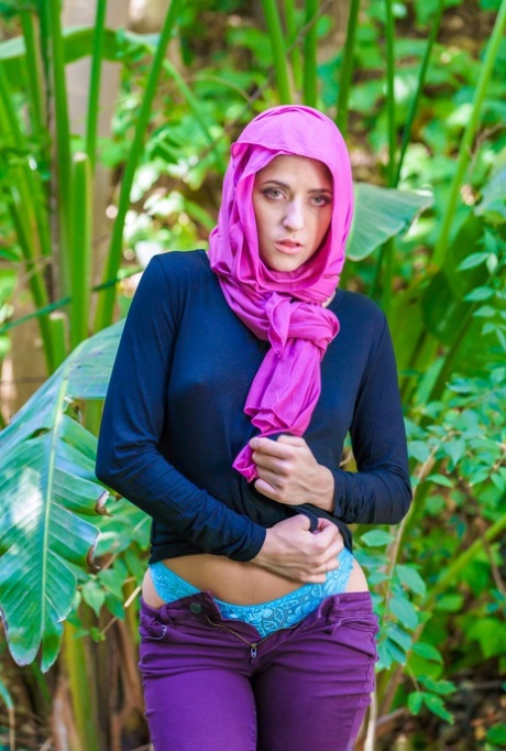 hijab porn pic
