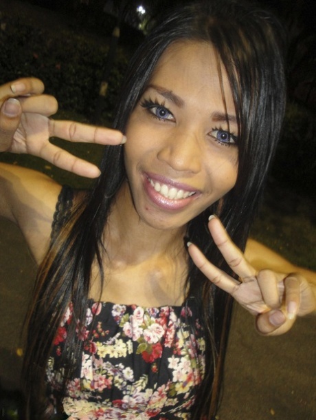 travesti de pattaya erótico quente galeria
