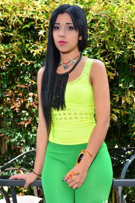 Alex Moreno pornstar naked pictures