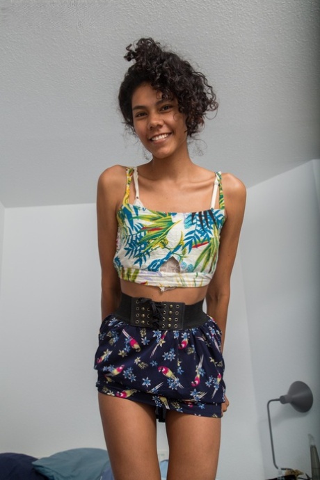 ebony latina best picture