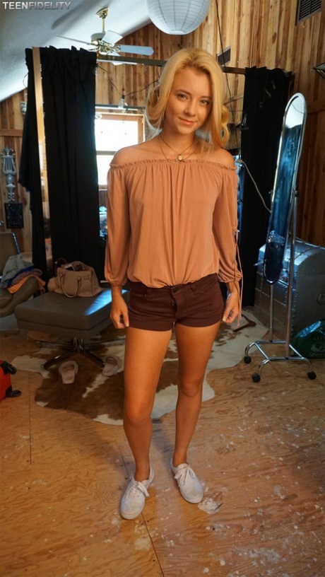 Hannah Hays star sex pic