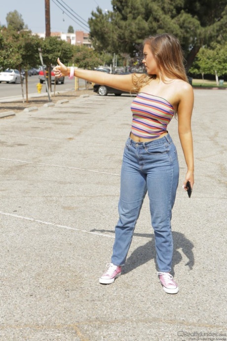 River Fox nice pornstar img