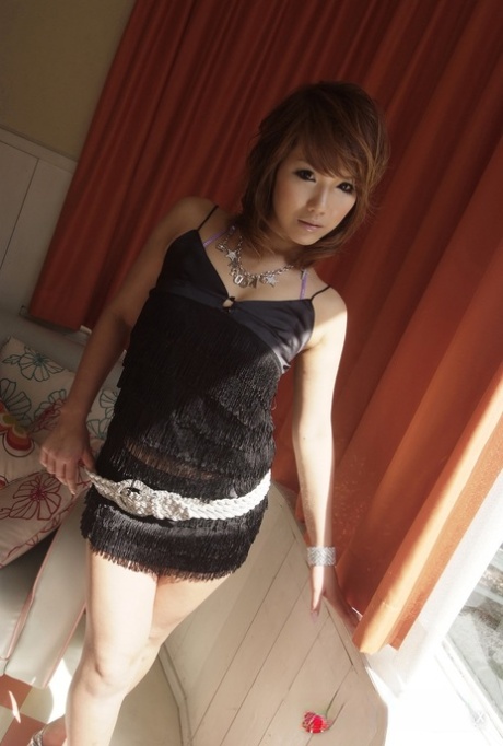 Akiho Nishimura model naked photos