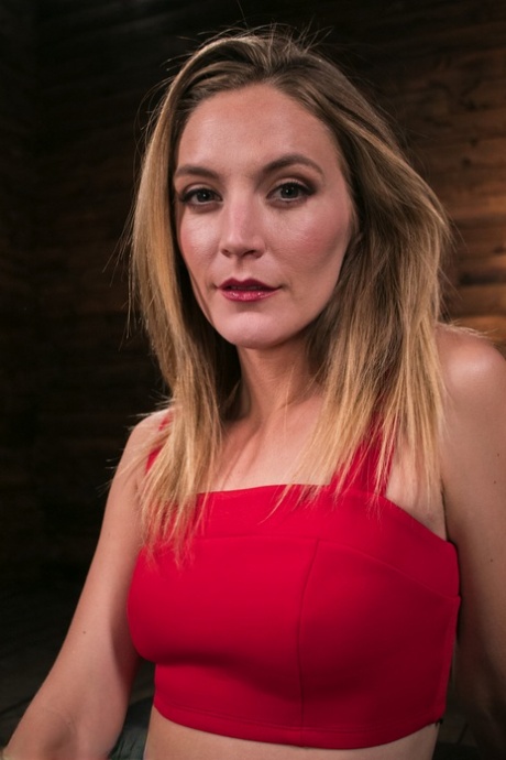 Mona Wales star sexy galleries