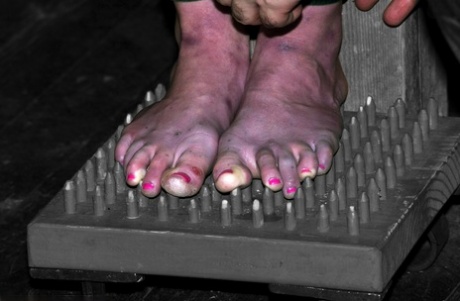 bdsm feet nudes pictures