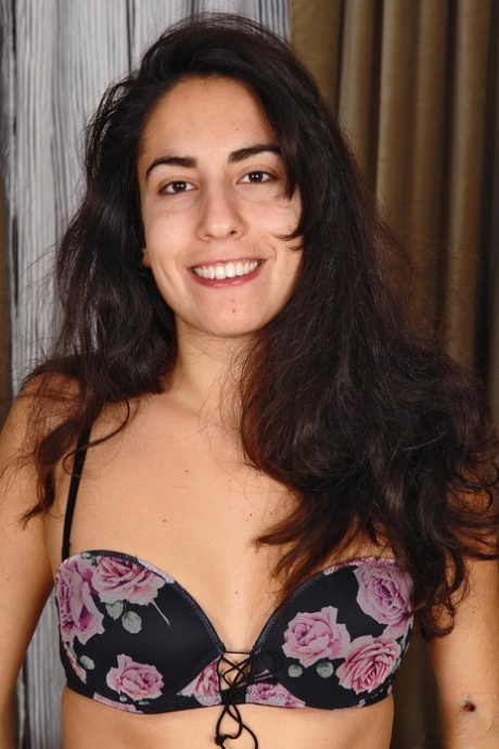 piccole tette porno nudo archivio