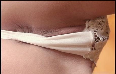 大きなお尻の後背位 美しいヌード 写真