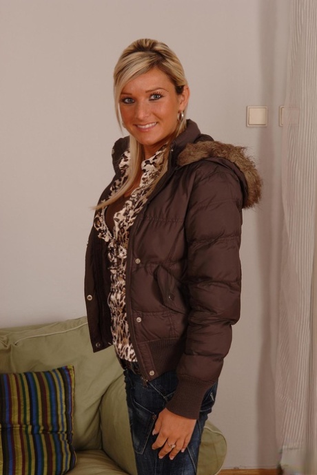 milf jeans free nude archive