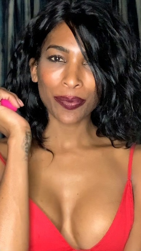 tiny shemale best archive