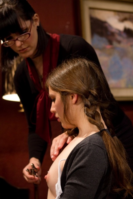 lesbian teacher art naked pic