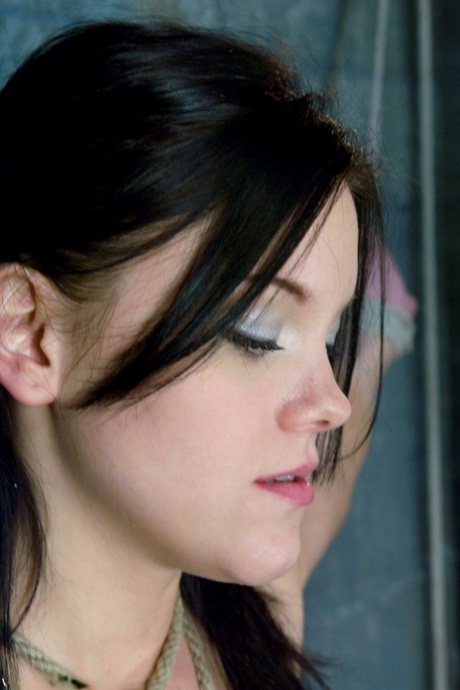 Raina Verene hot model photo