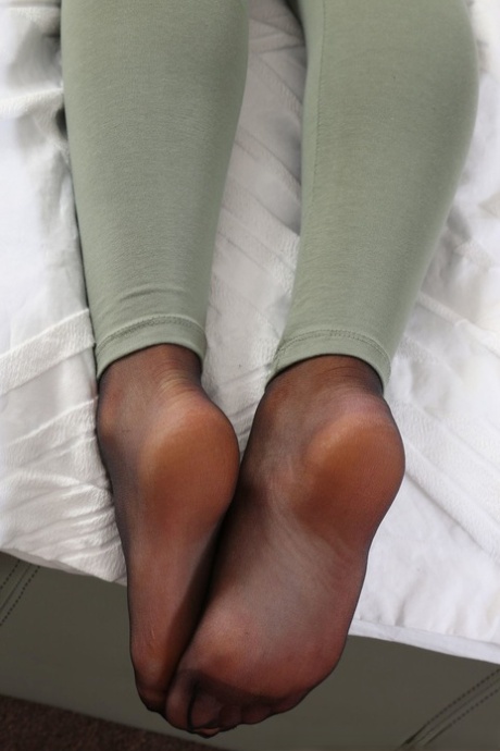 nylon soles sexy naked pictures