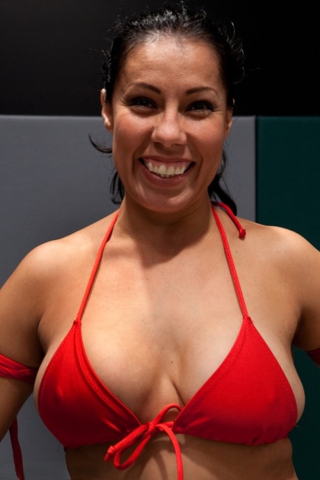 Izamar Gutierrez free pornstar archive