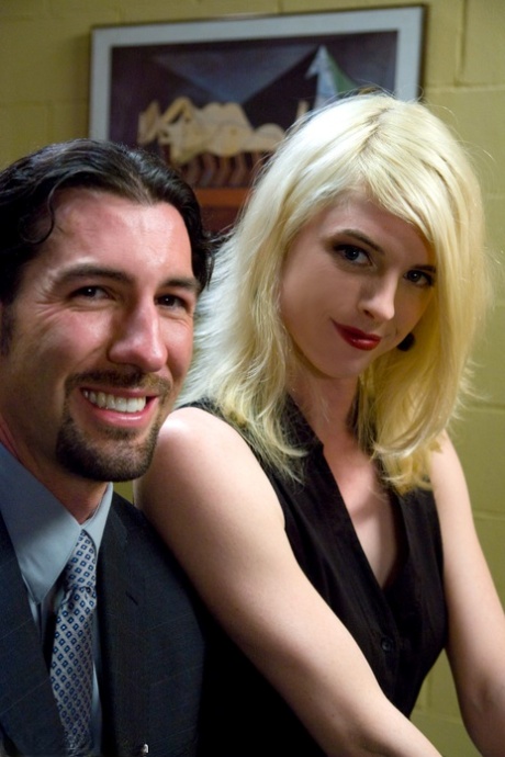 Mandy Mitchell pornstar sex img