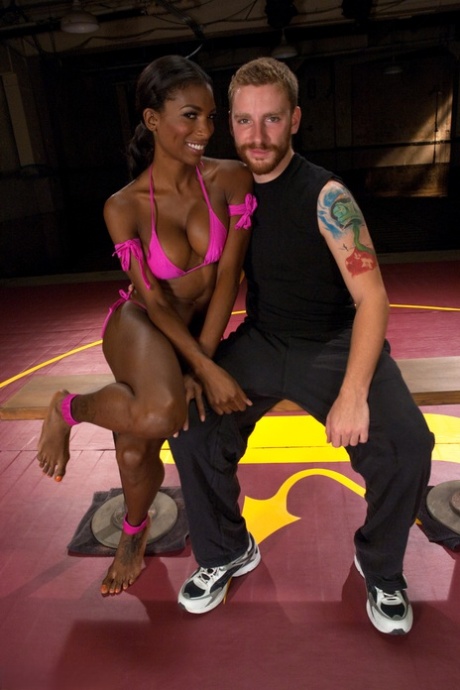 petite shemale free naked img