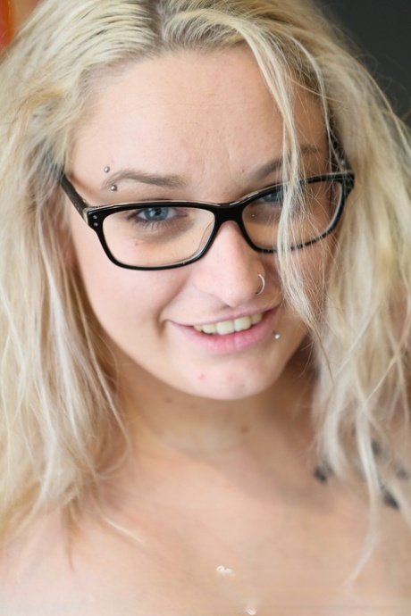 kurvede briller pornografisk høy kvalitet bilder