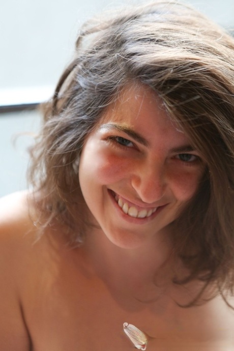 chubby face hot naked pictures