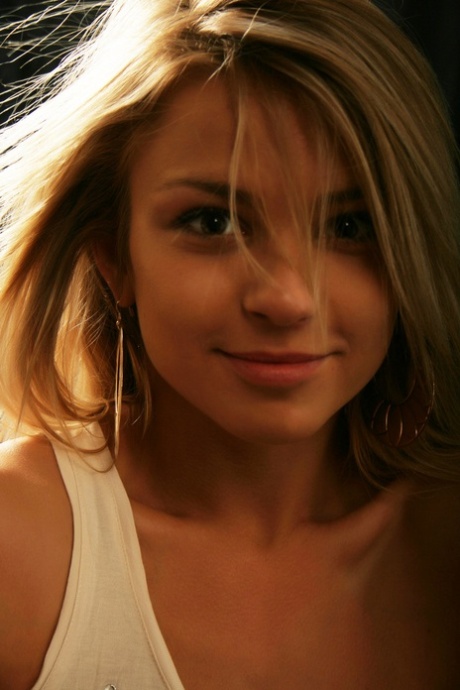 cute face free porn archive