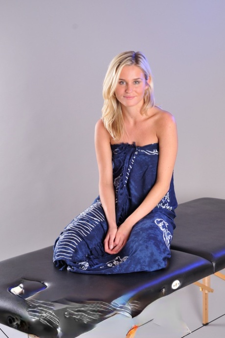 lesbische massage naakte porno foto's