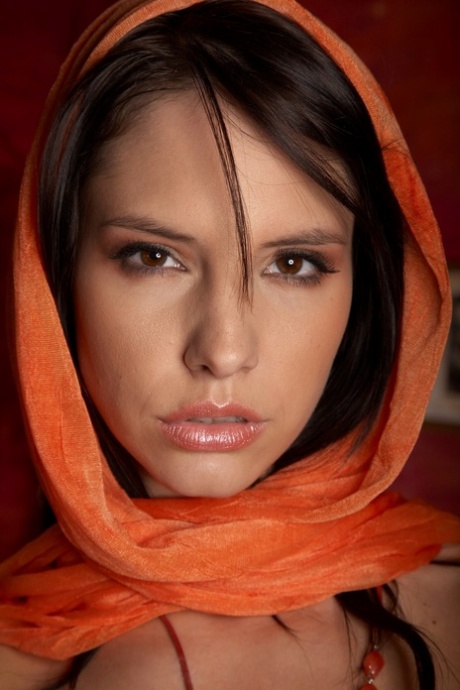 Kiki Klement beautiful star photos